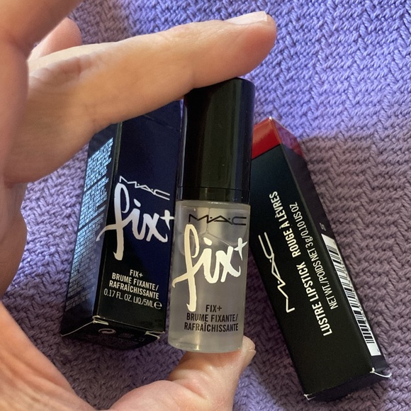 Mac Cosmetics Lustre Lipstick in 510 Lady Bug ,Fix+Primer 0.17 fl Oz + Sample!!! - Picture 5 of 6